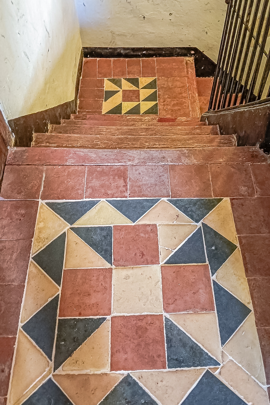 Stairs Cal Guixater 1