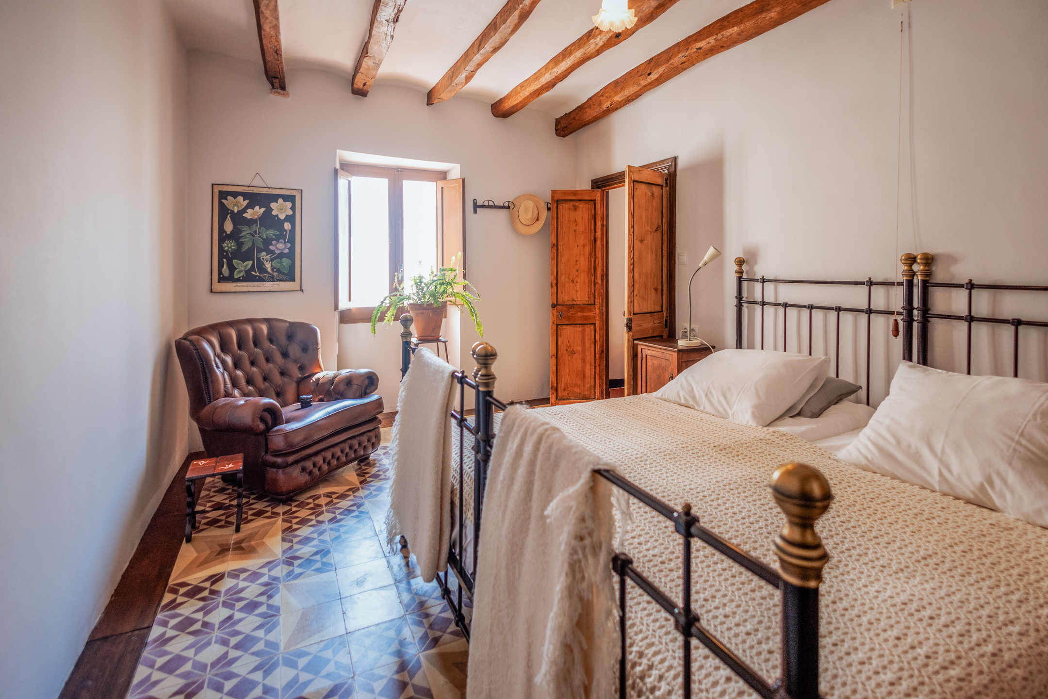 Bedroom Cal Guixater 2