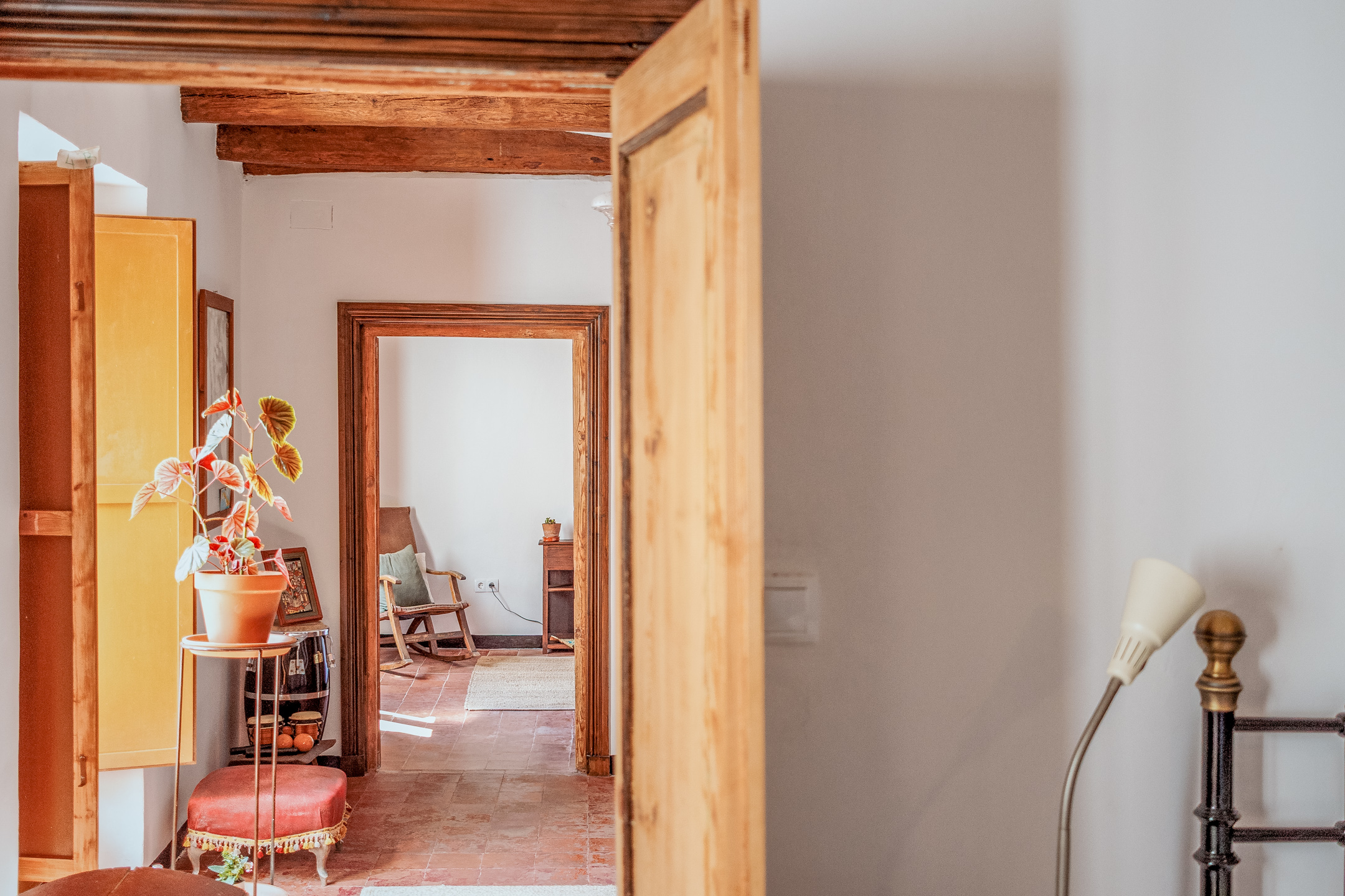 Doorway Cal Guixater 1