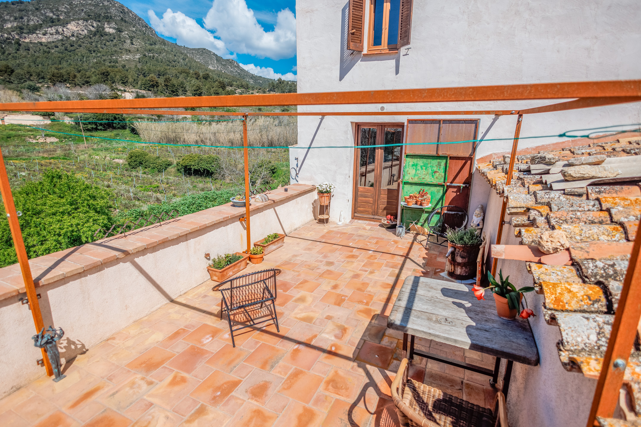 Terrace Other Angle Cal Guixater 2